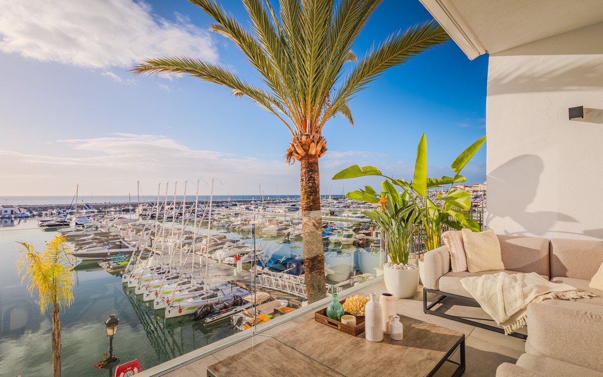 4 Bed Penthouse in Puerto Banús