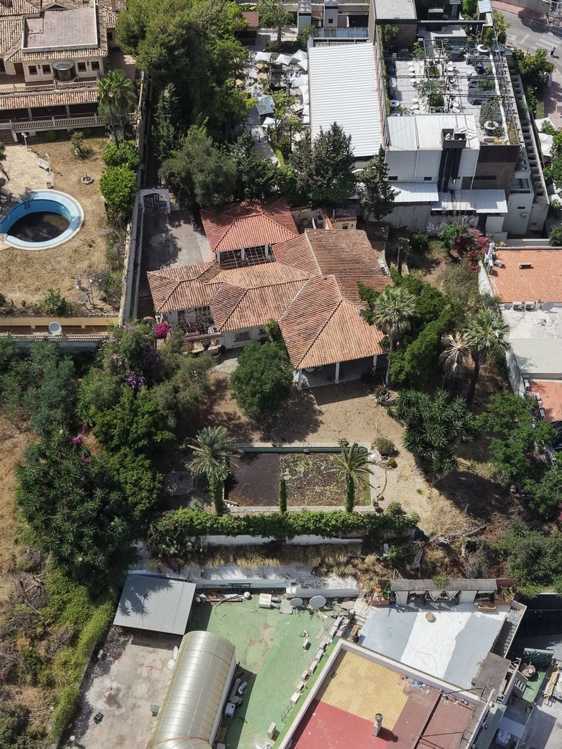 3 Bed Commercial Premises in Nueva Andalucía