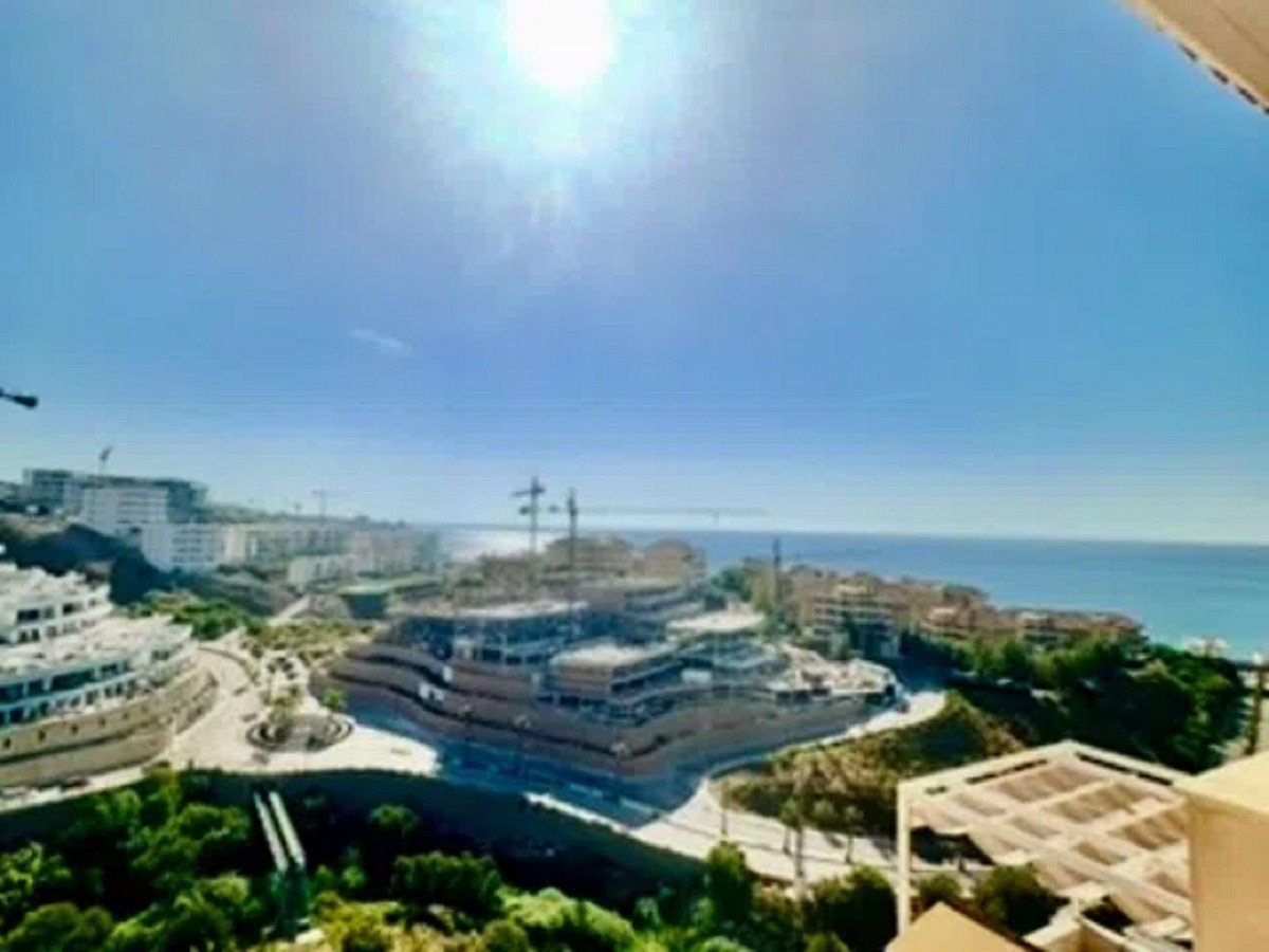 2 Bed Middle Floor Apartment in Torreblanca