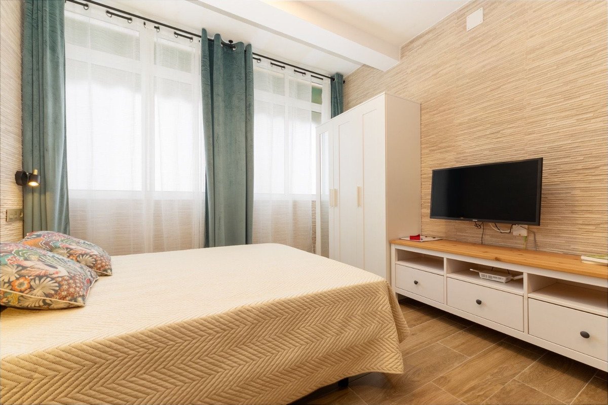 1 Bed Middle Floor Studio in Torremolinos