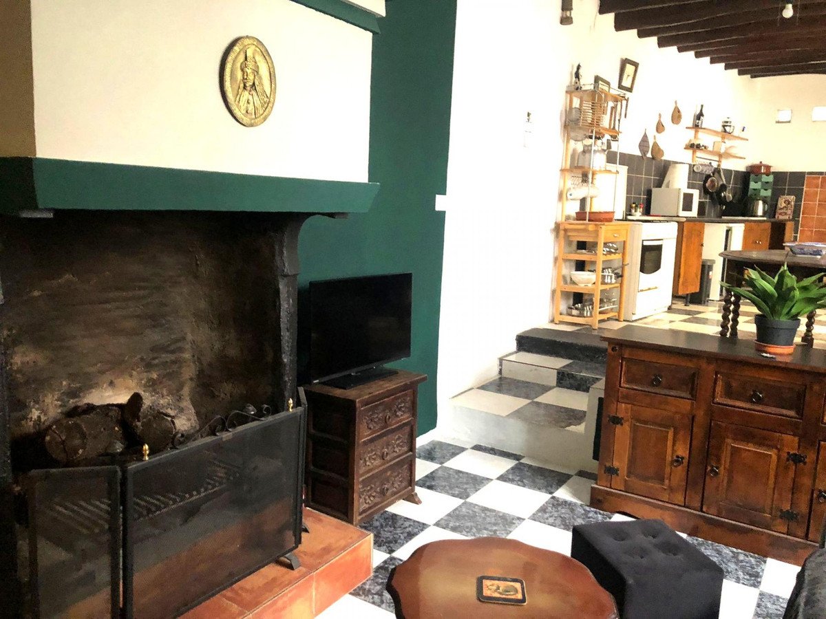 4 Bed Finca - Cortijo in Cuevas De San Marcos