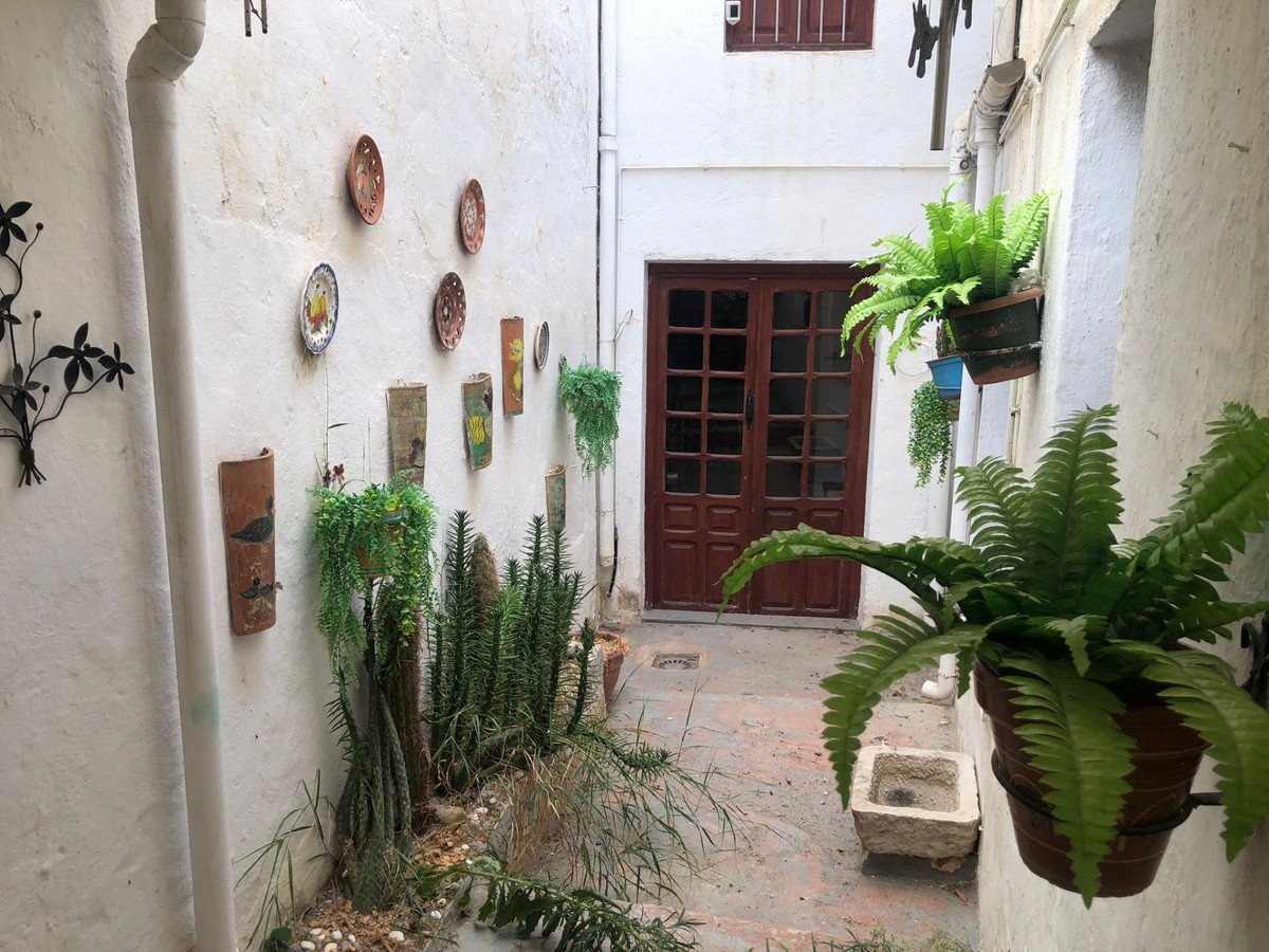 4 Bed Finca - Cortijo in Cuevas De San Marcos
