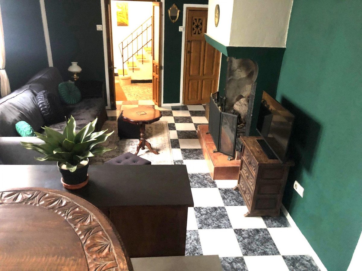 4 Bed Finca - Cortijo in Cuevas De San Marcos