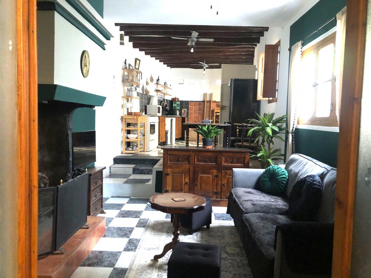 4 Bed Finca - Cortijo in Cuevas De San Marcos