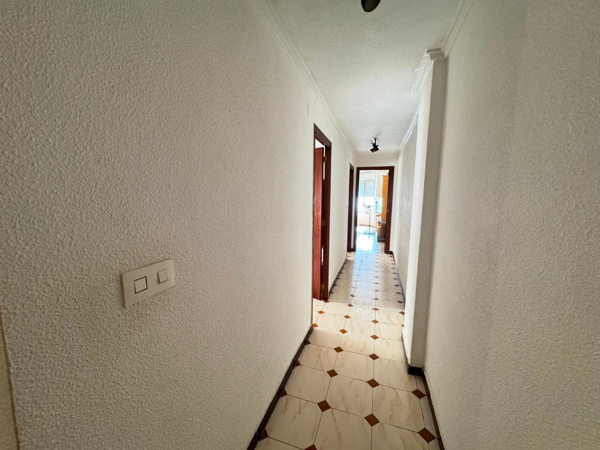 3 Bed Middle Floor Apartment in Guardamar del Segura