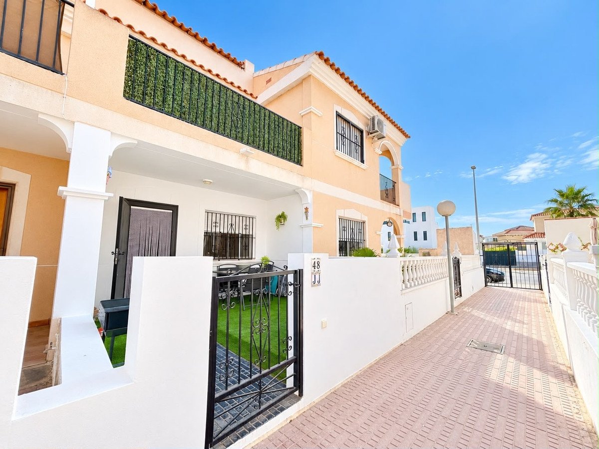 3 Bed Townhouse in La Zenia