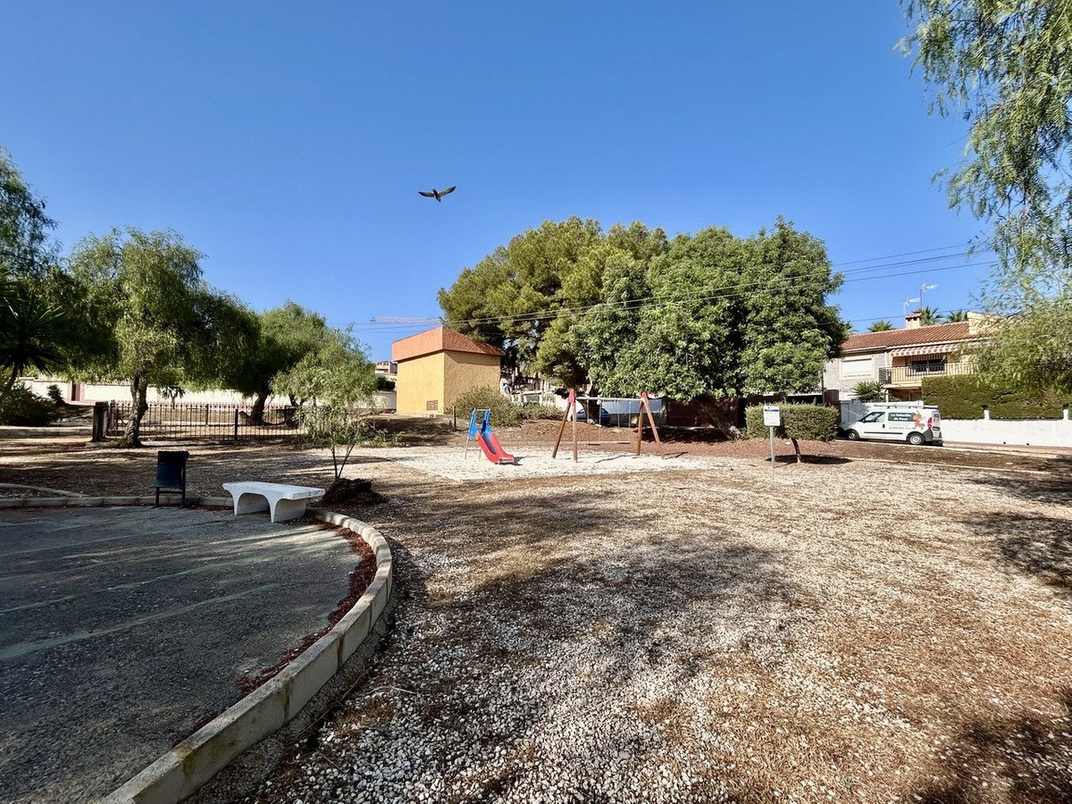 3 Bed Townhouse in Los Balcones