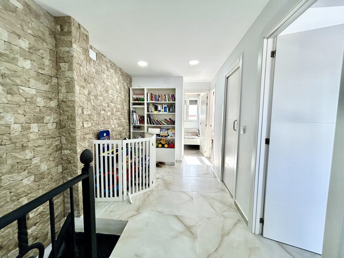 3 Bed Townhouse in Los Balcones