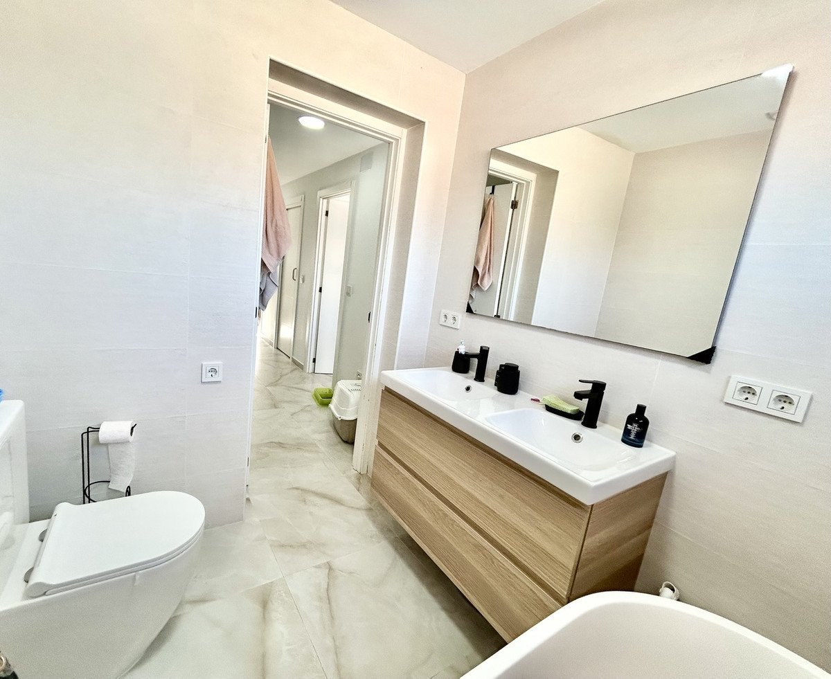 3 Bed Townhouse in Los Balcones
