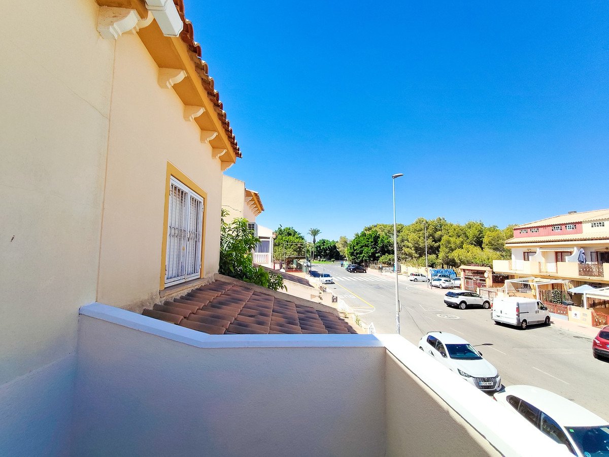 2 Bed Townhouse in Playa Flamenca