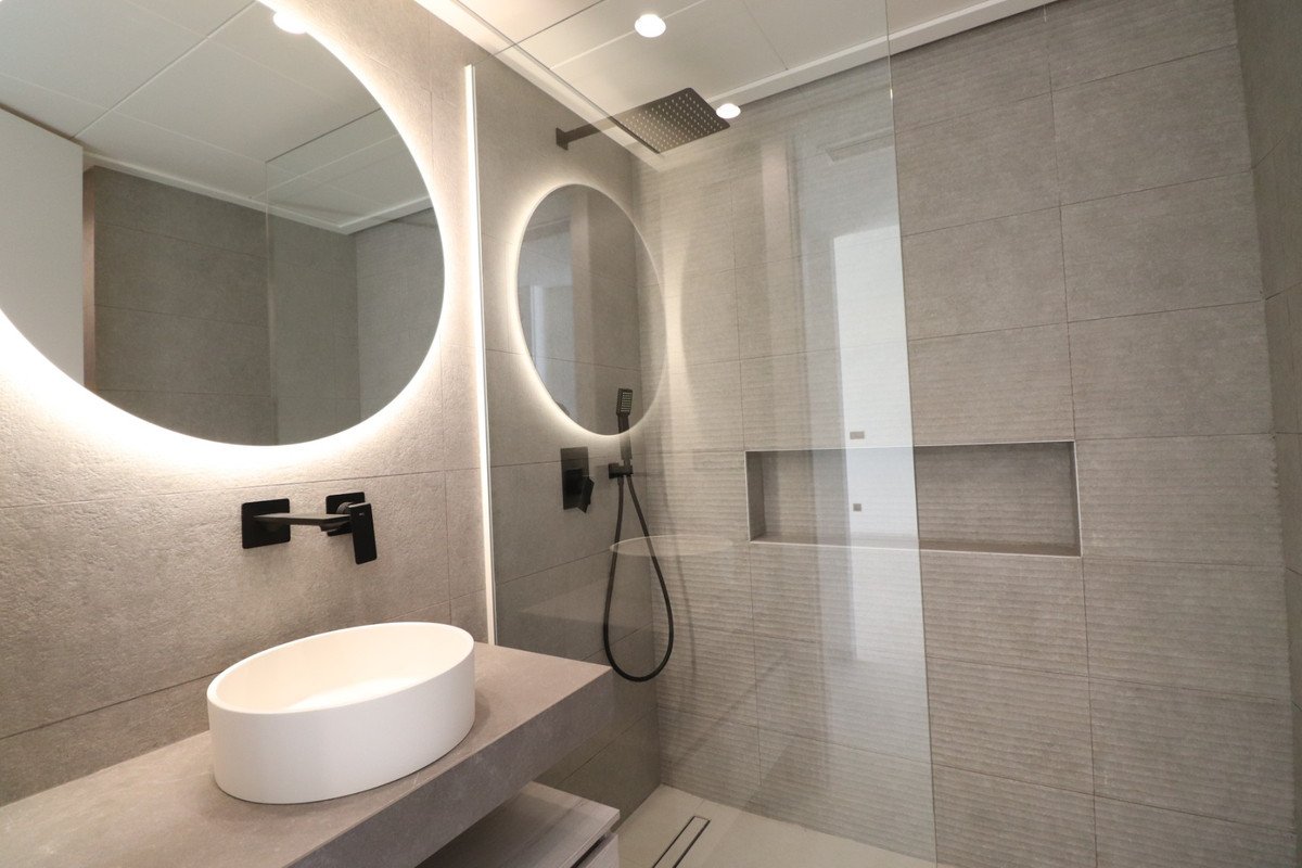 2 Bed Ground Floor Apartment in Urbanización El Raso