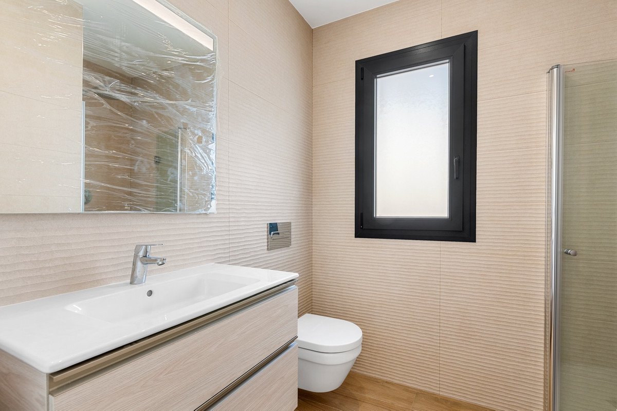 2 Bed Penthouse in Los Balcones