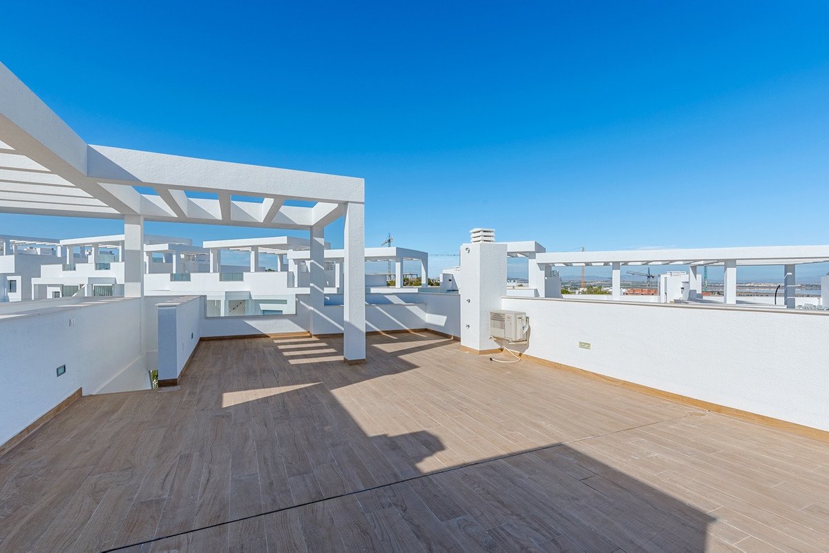 2 Bed Penthouse in Los Balcones