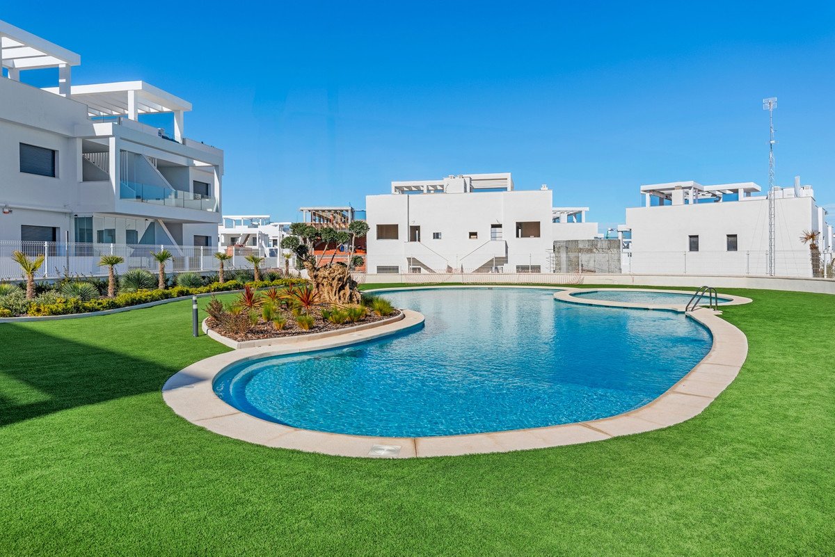 2 Bed Penthouse in Los Balcones