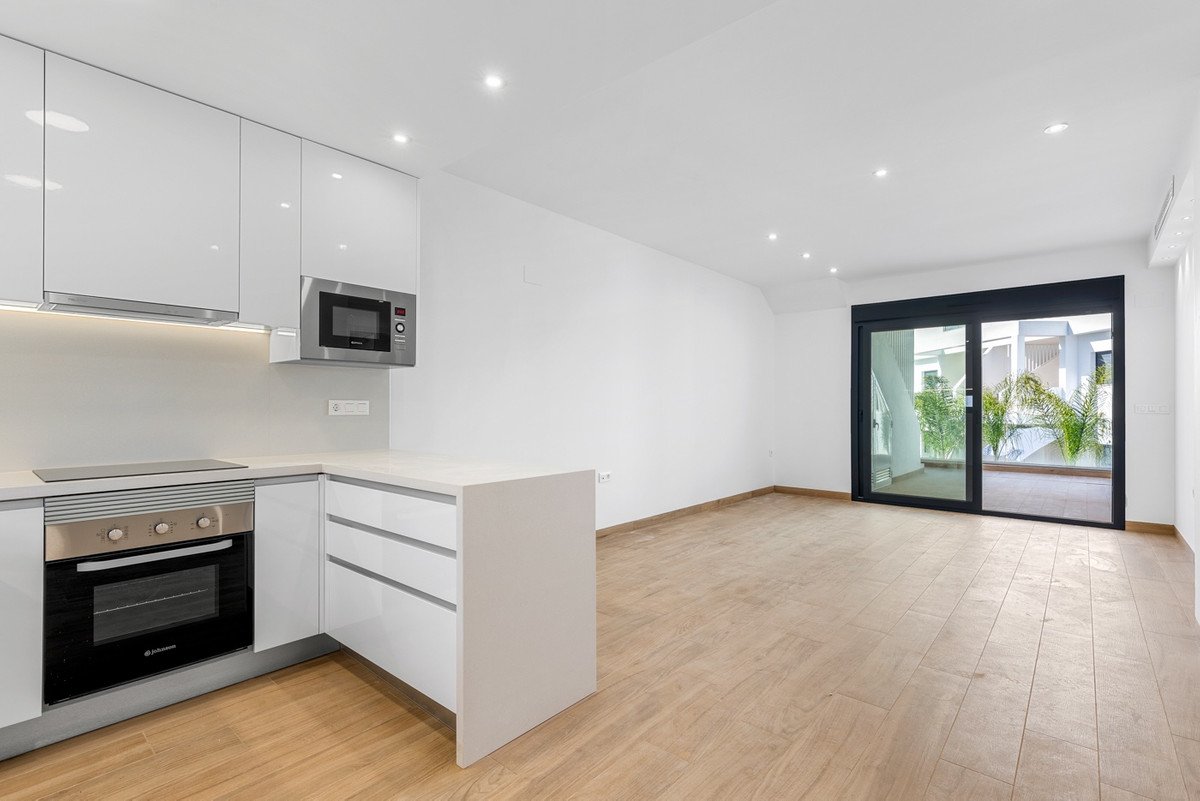 2 Bed Penthouse in Los Balcones