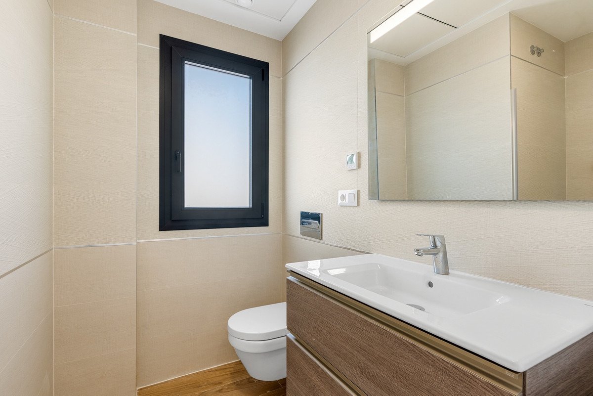 2 Bed Penthouse in Los Balcones