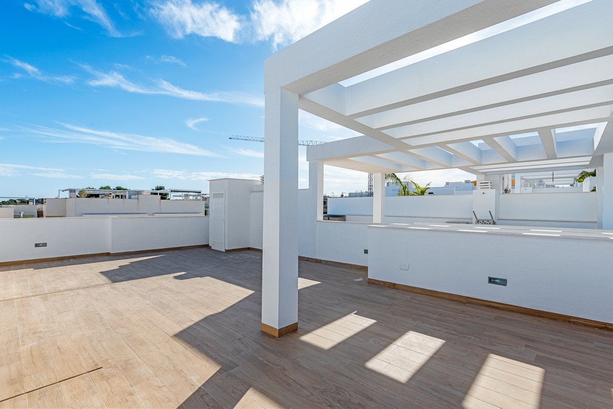 2 Bed Penthouse in Los Balcones