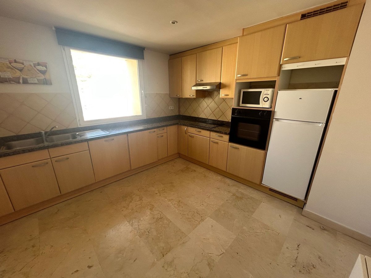 2 Bed Ground Floor Apartment in Riviera del Sol