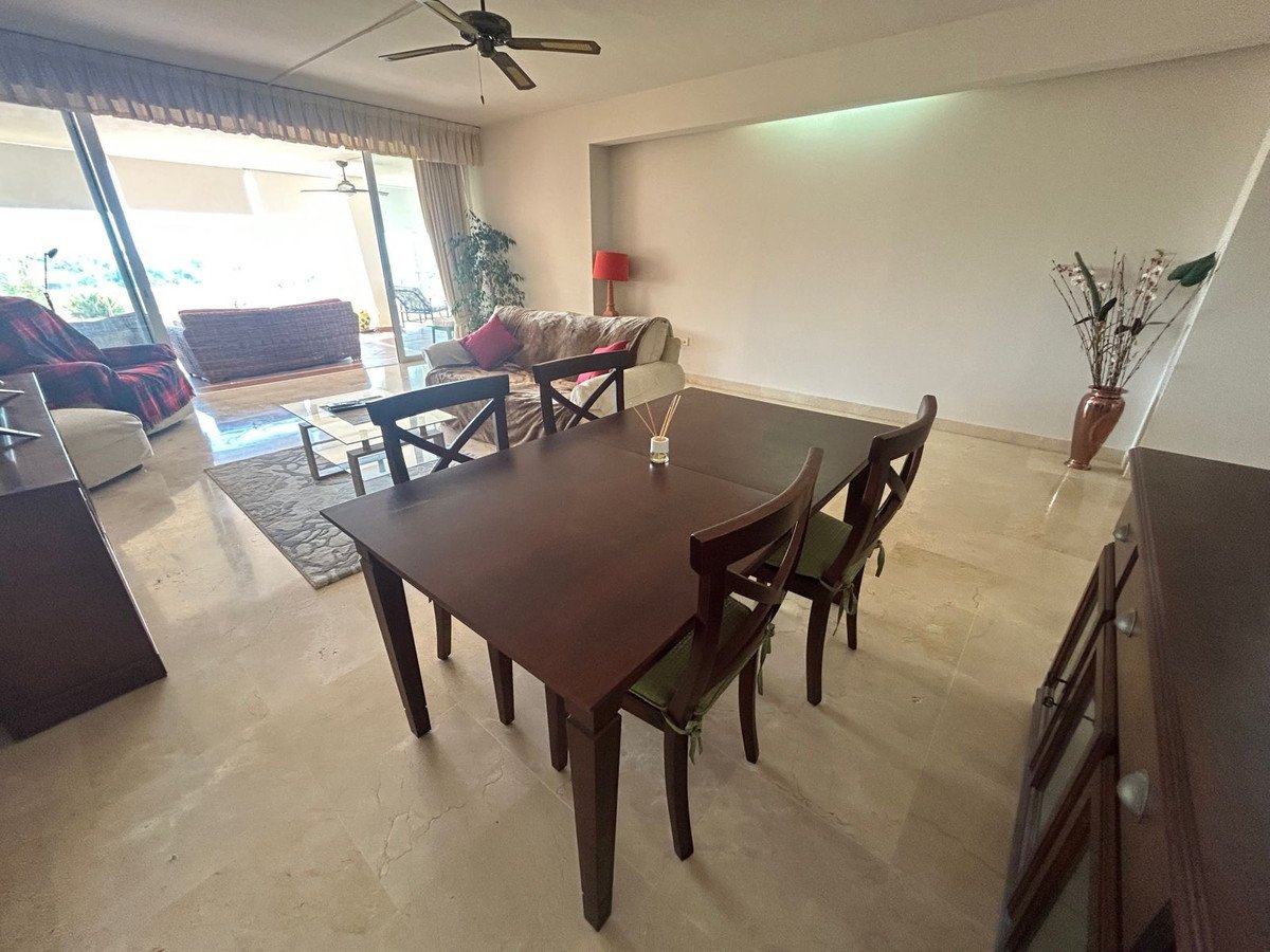 2 Bed Ground Floor Apartment in Riviera del Sol