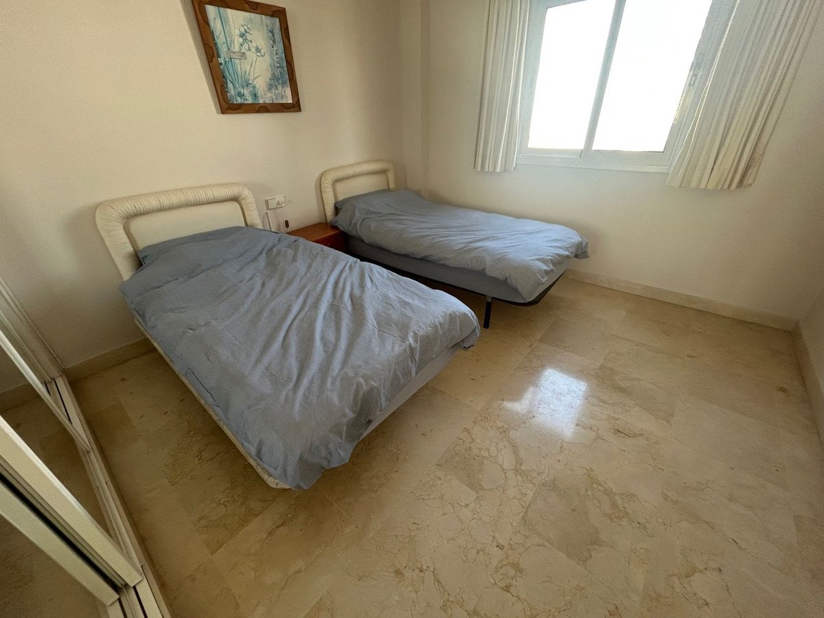 2 Bed Ground Floor Apartment in Riviera del Sol