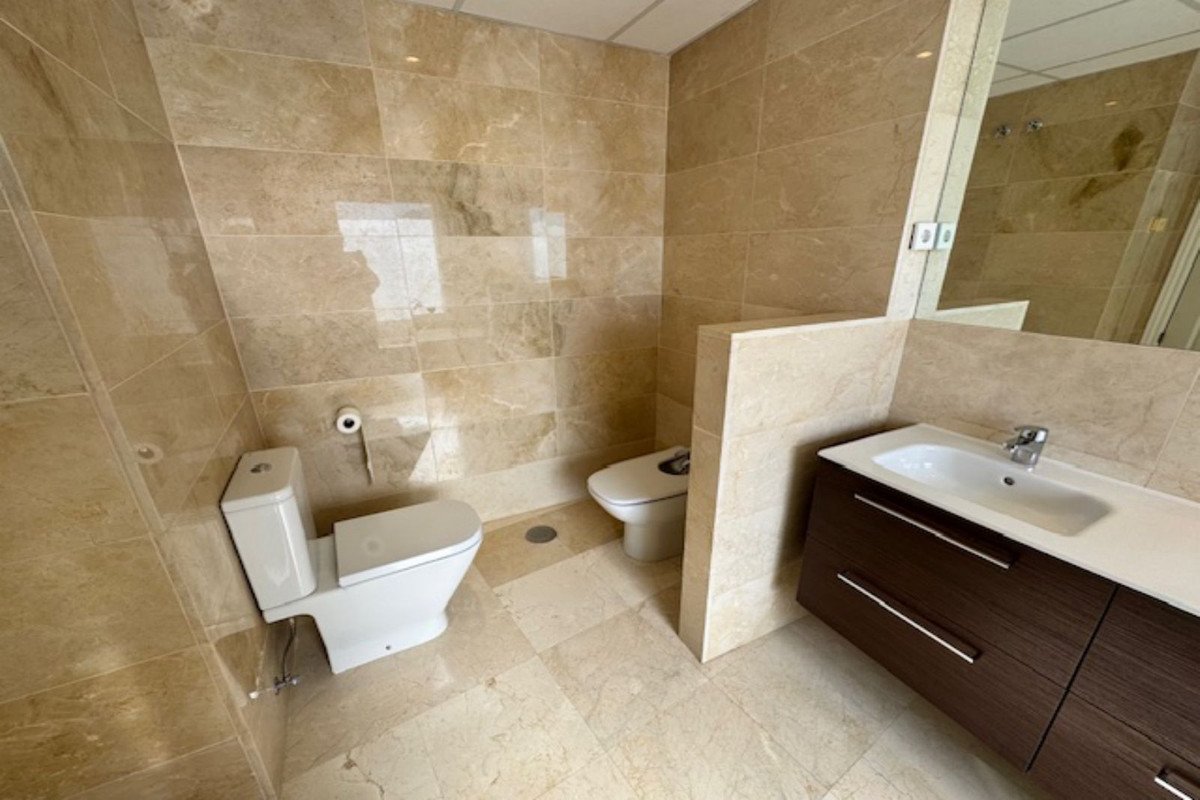 2 Bed Penthouse in Riviera del Sol