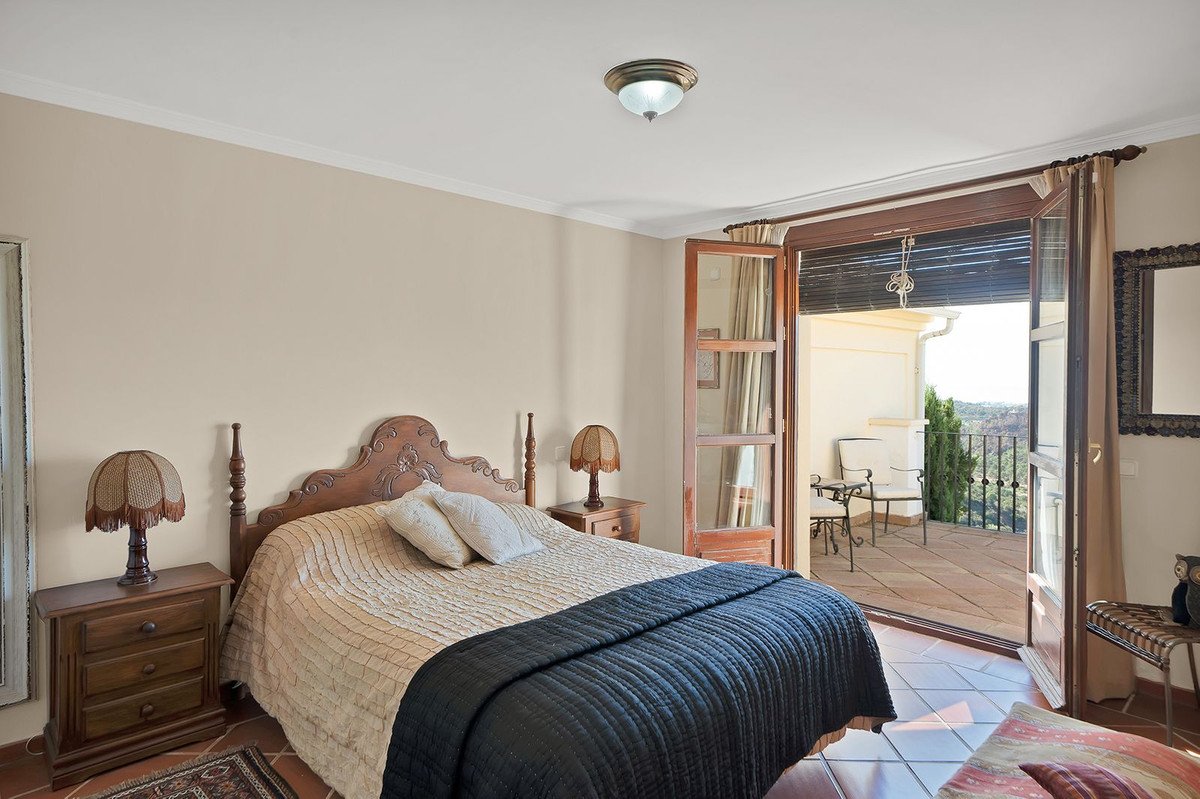 3 Bed Townhouse in Benahavís