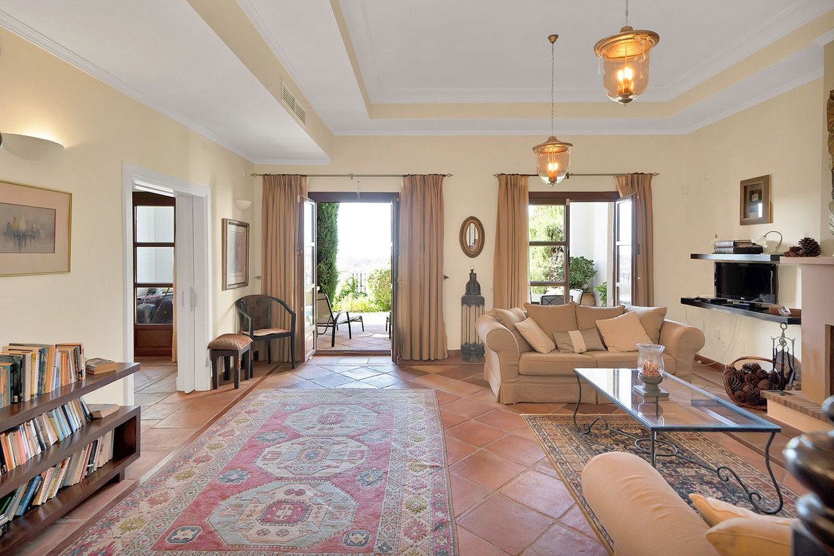 3 Bed Townhouse in Benahavís