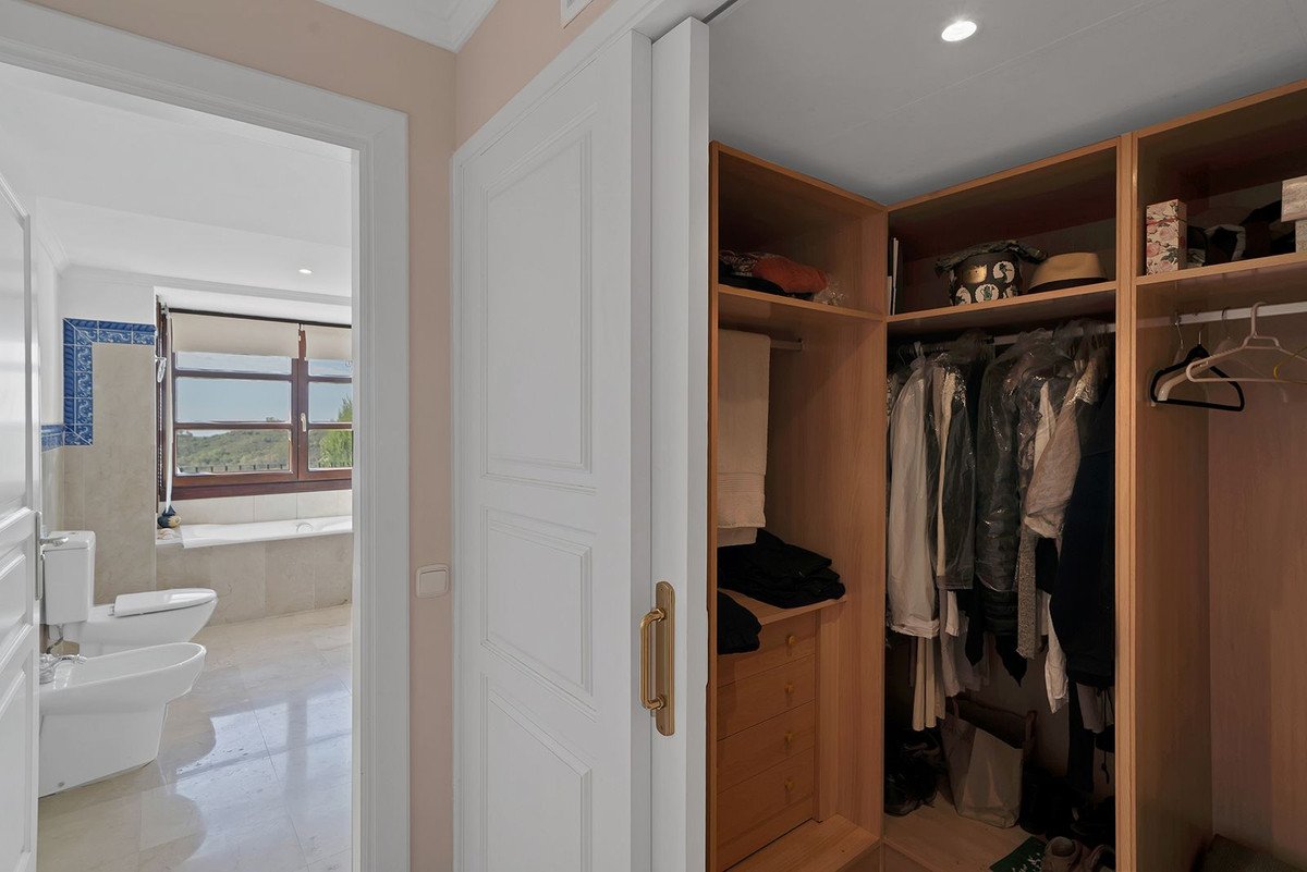 3 Bed Townhouse in Benahavís