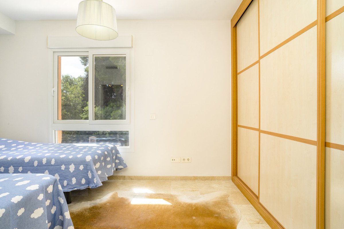 5 Bed Townhouse in Artola
