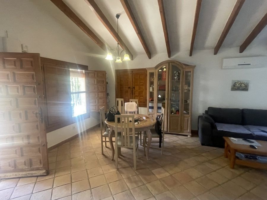 4 Bed Detached Villa in Cabo Roig