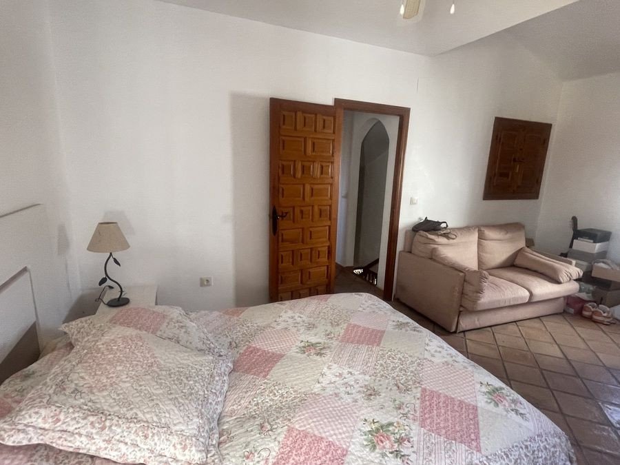 4 Bed Detached Villa in Cabo Roig