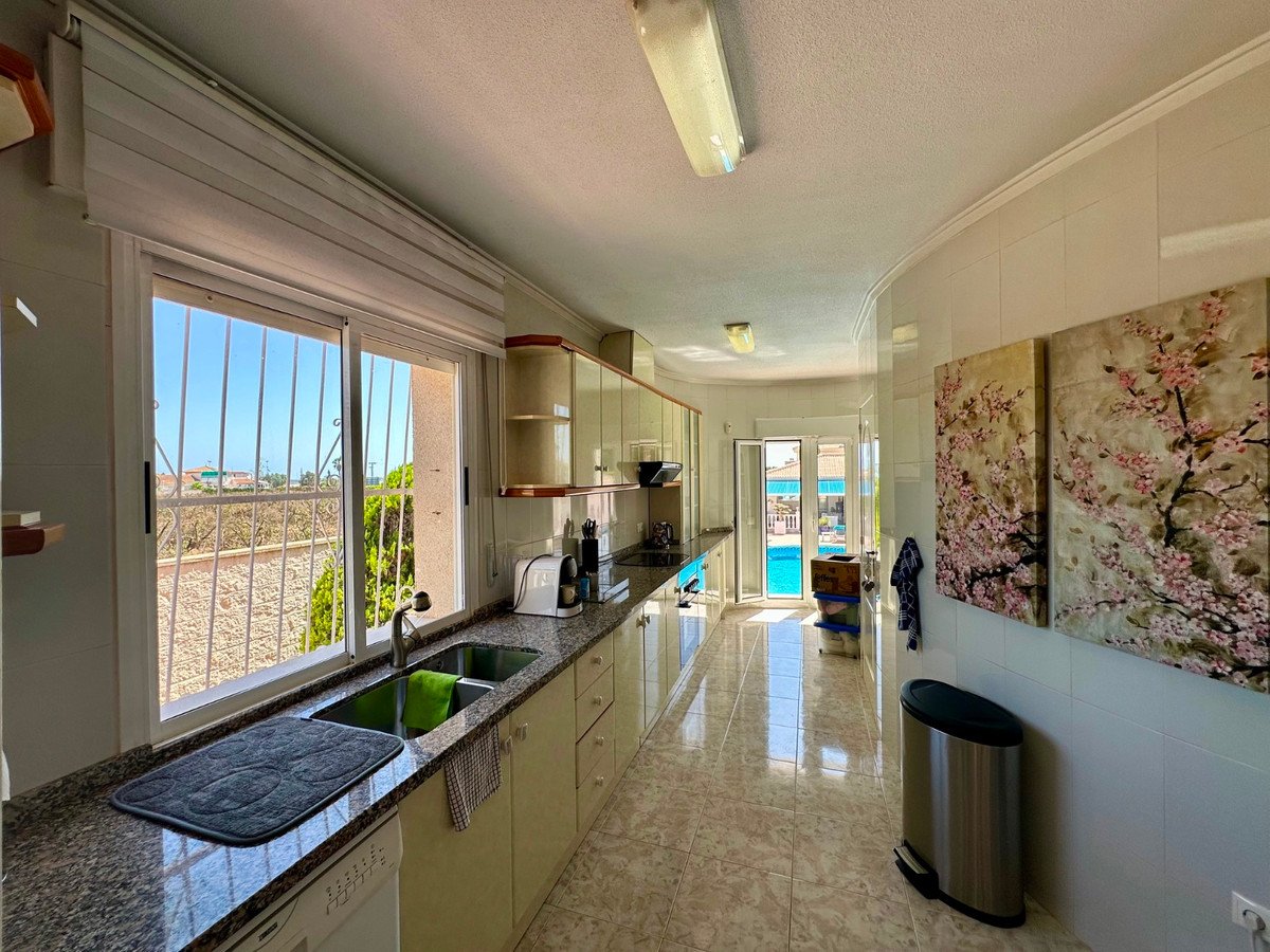 6 Bed Detached Villa in Ciudad Quesada