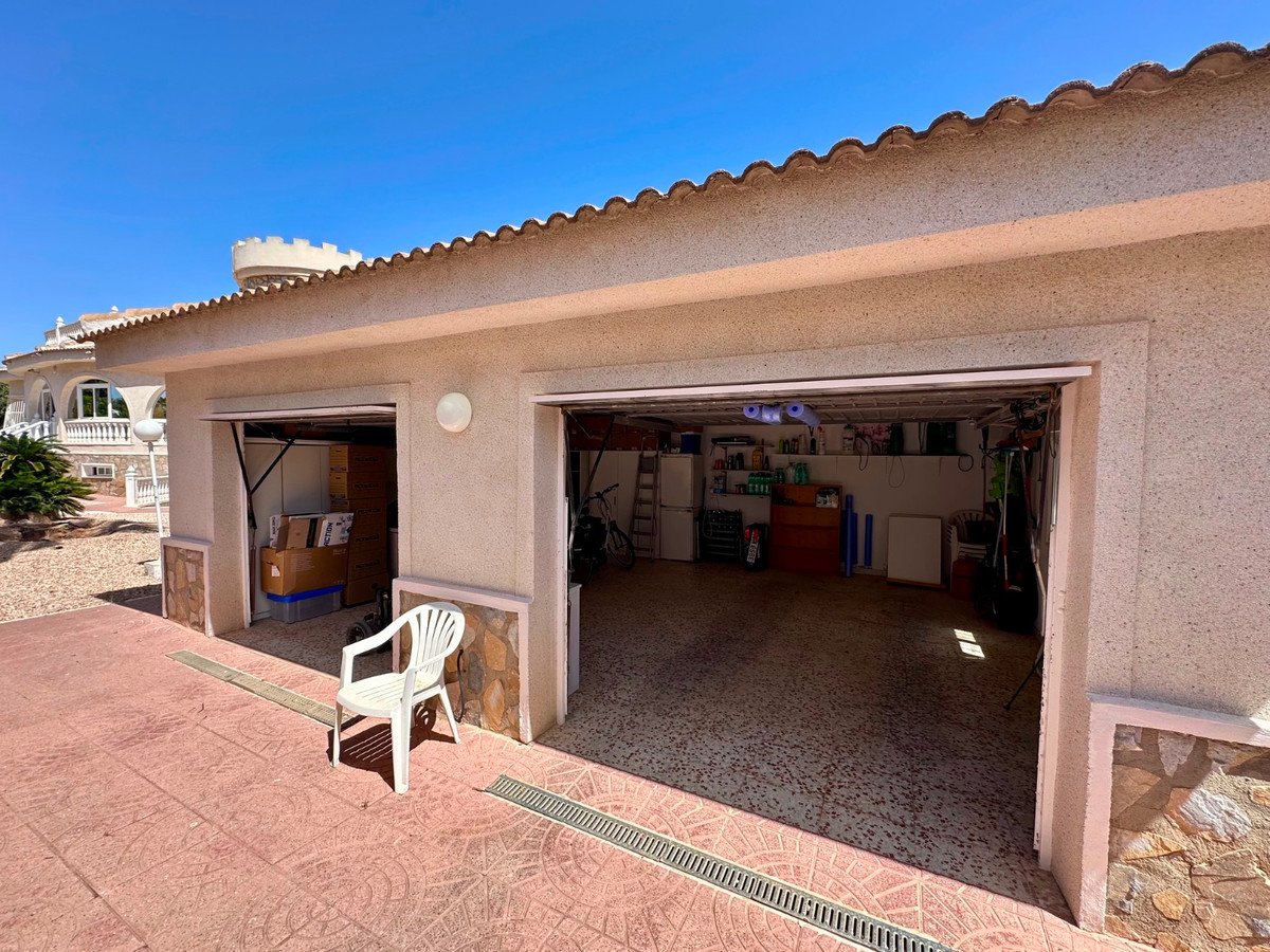 6 Bed Detached Villa in Ciudad Quesada