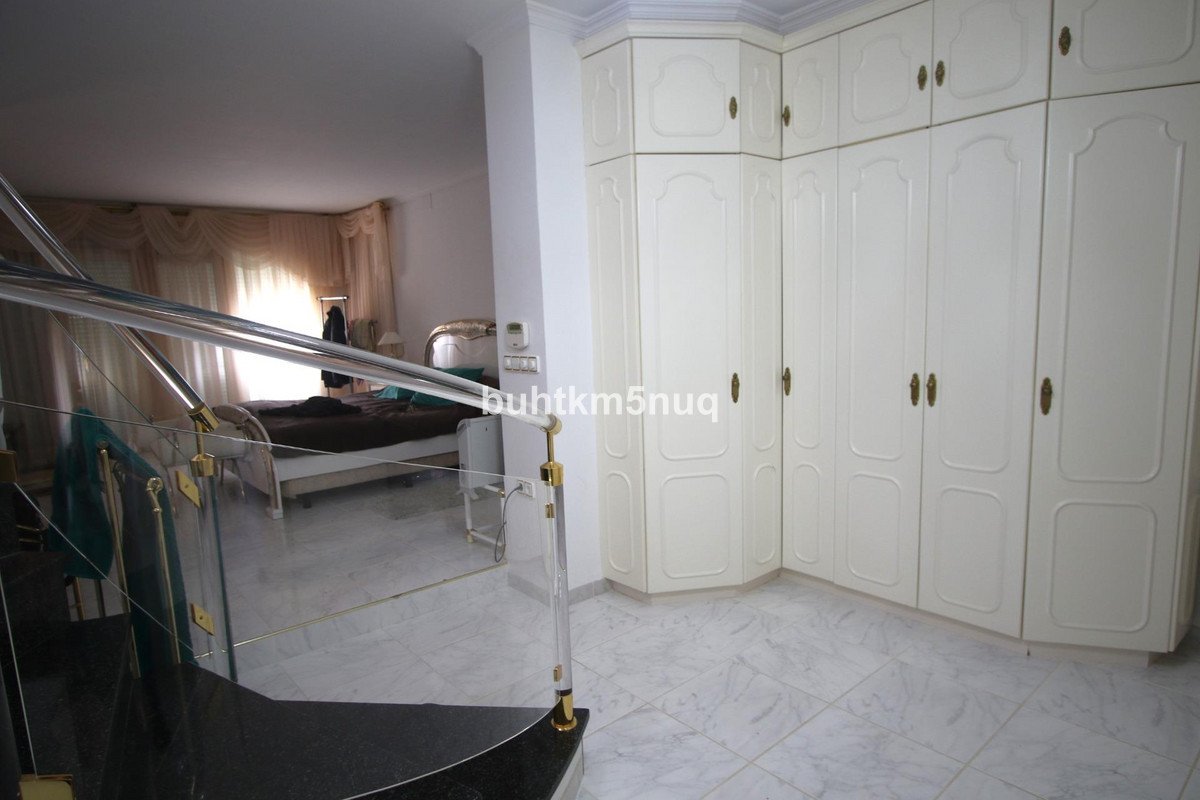 4 Bed Detached Villa in la Canuta