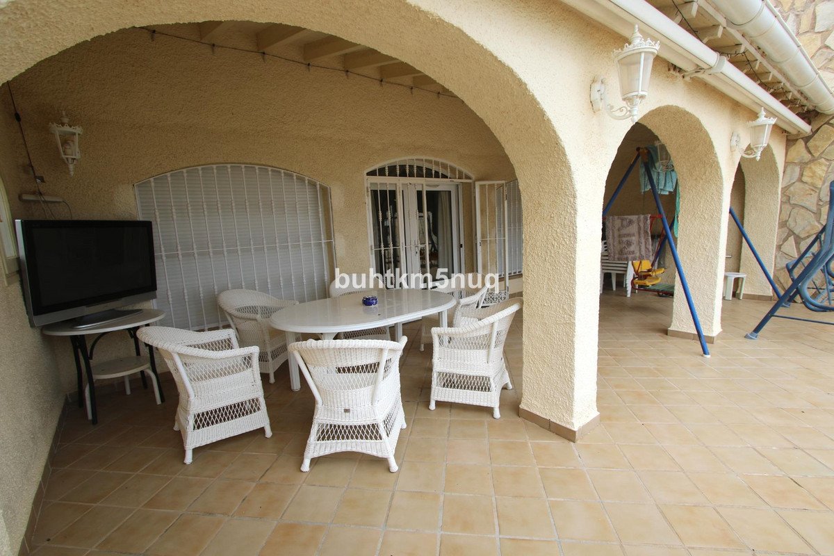 4 Bed Detached Villa in la Canuta