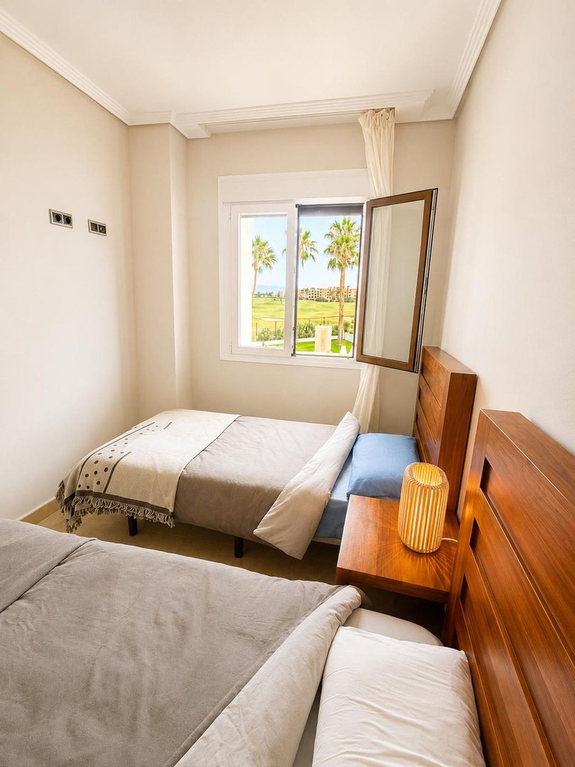2 Bed Middle Floor Apartment in Los Alcazares
