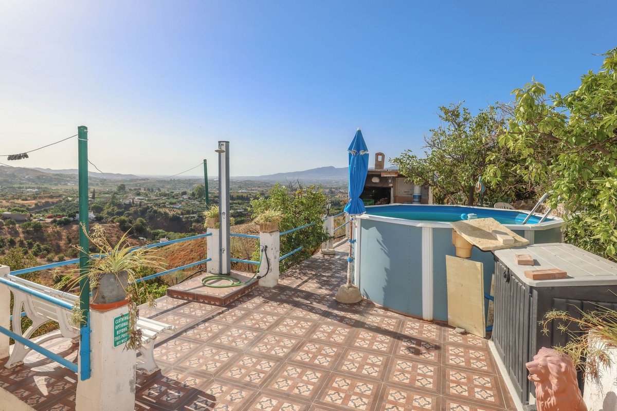 2 Bed Detached Villa in Estacion de Cartama