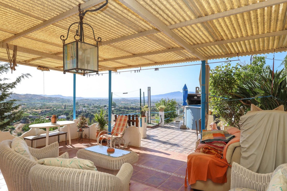 2 Bed Detached Villa in Estacion de Cartama