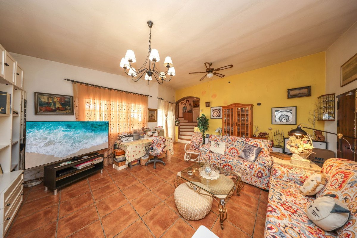 2 Bed Detached Villa in Estacion de Cartama