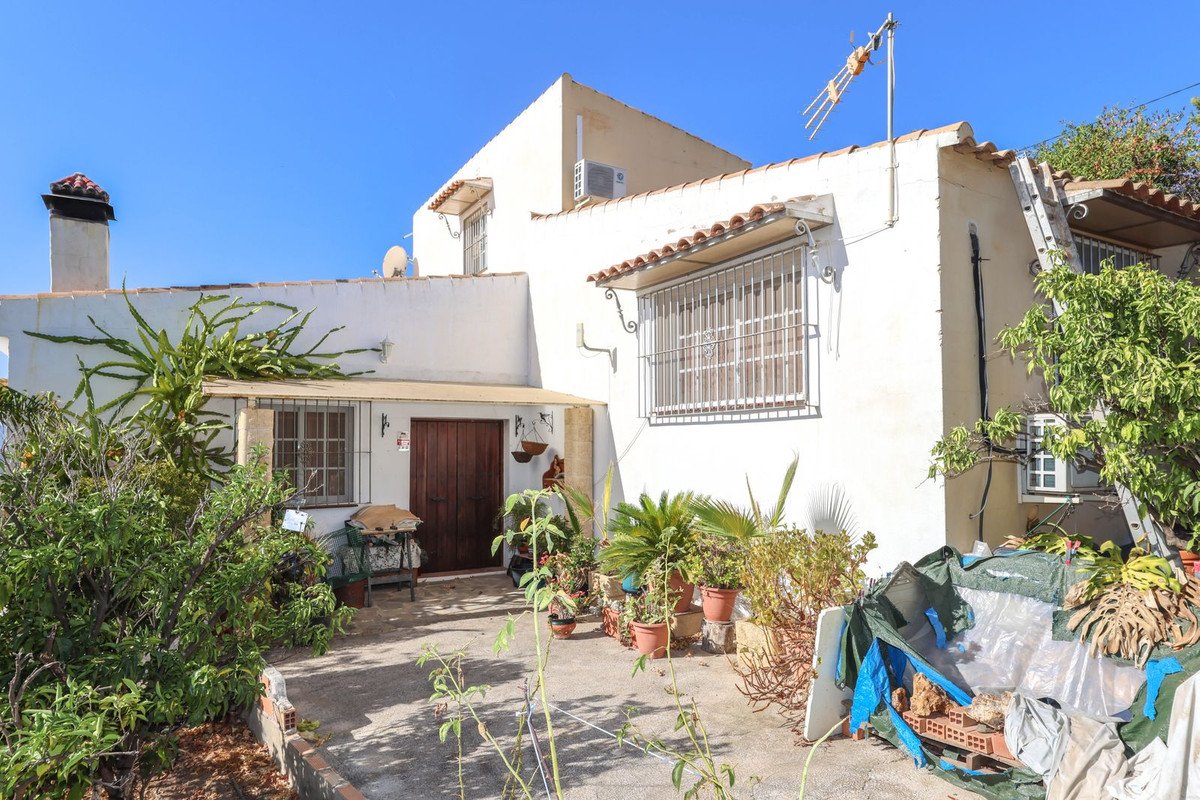 2 Bed Detached Villa in Estacion de Cartama