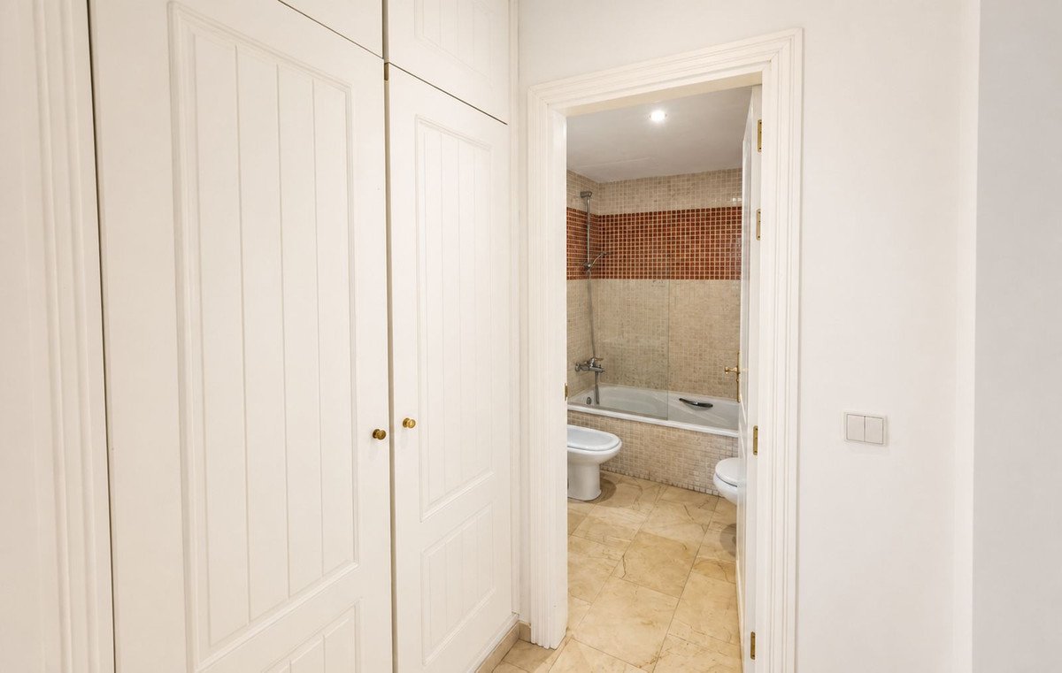 2 Bed Ground Floor Apartment in San Pedro de Alcántara