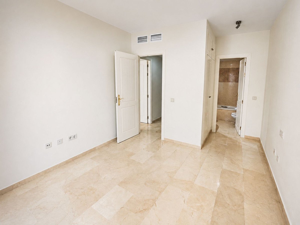2 Bed Ground Floor Apartment in San Pedro de Alcántara