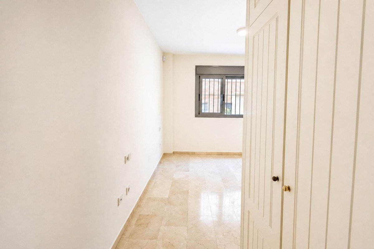 2 Bed Ground Floor Apartment in San Pedro de Alcántara