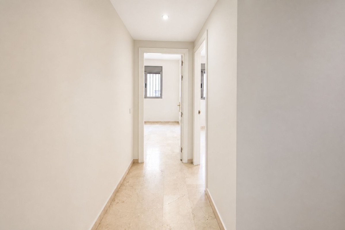 2 Bed Ground Floor Apartment in San Pedro de Alcántara