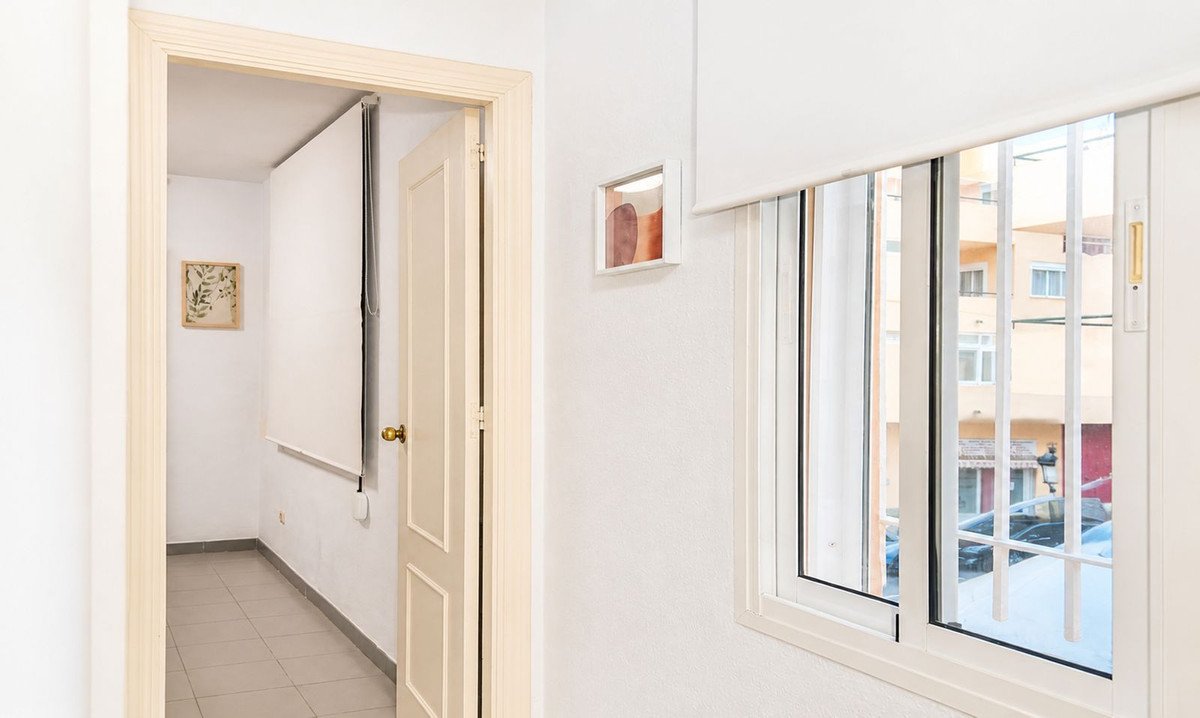 3 Bed Semi-Detached House in San Luis de Sabinillas