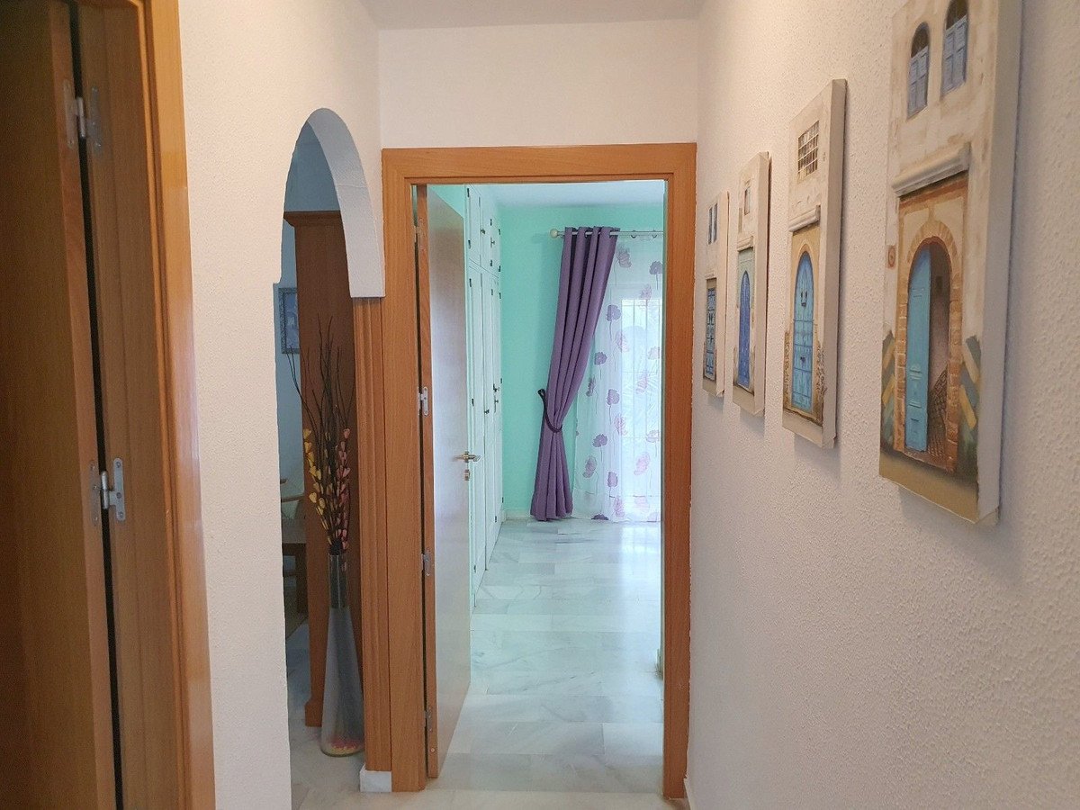 2 Bed Top Floor Apartment in El Paraiso