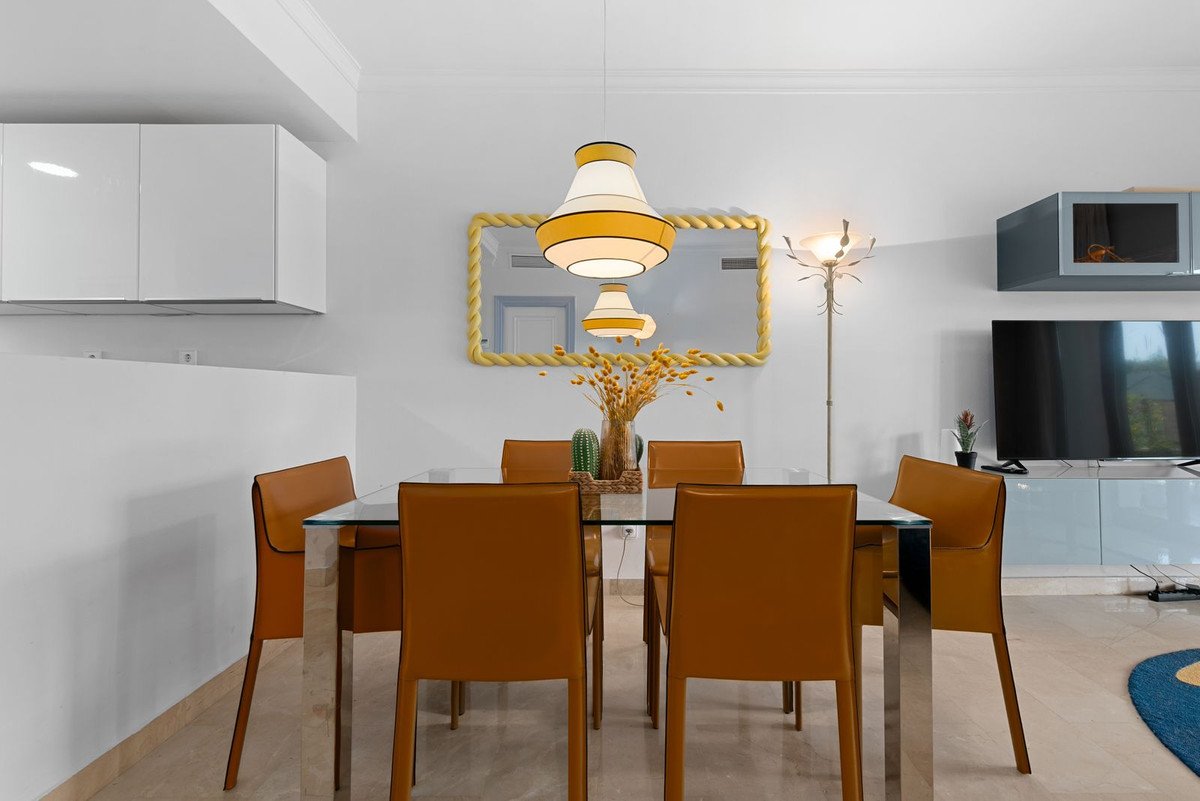 2 Bed Ground Floor Apartment in Nueva Andalucía