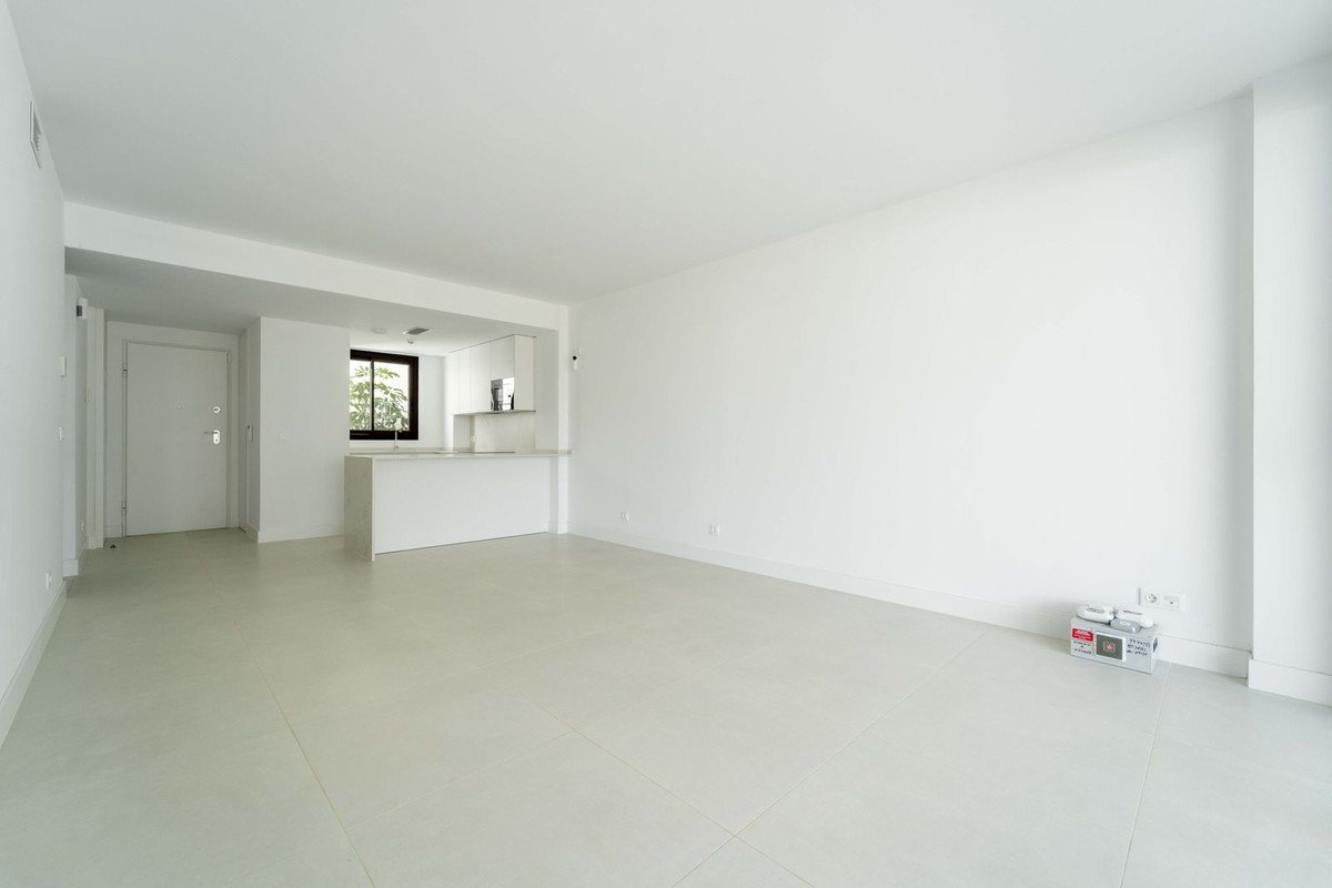 2 Bed Ground Floor Apartment in Fuengirola