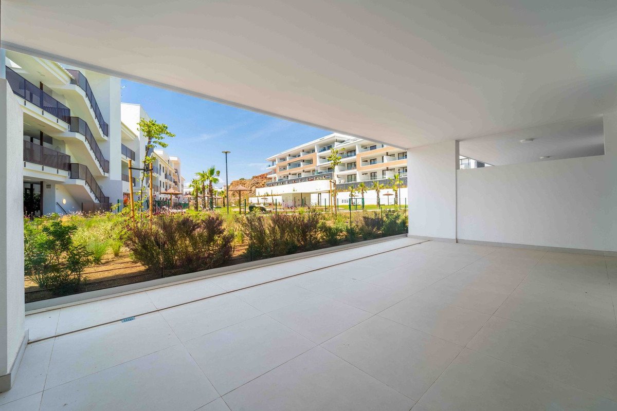 2 Bed Ground Floor Apartment in Fuengirola