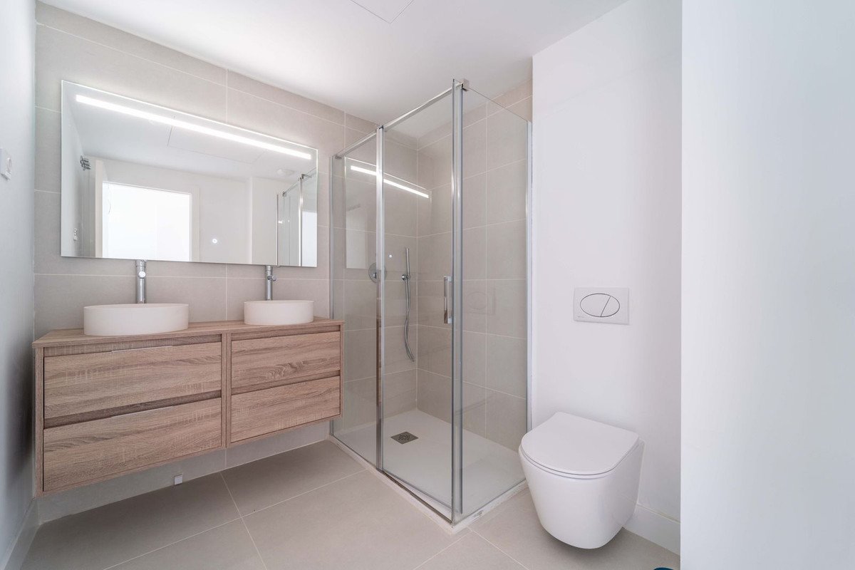 2 Bed Ground Floor Apartment in Fuengirola